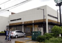 Sujetos armados asaltan cafetería en colonia El Carmen
