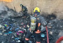 Incendio de casa en colonia Carmen Serdán deja dos intoxicados