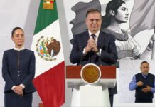 Ebrard anuncia aranceles del 35% a mercancías confeccionadas
