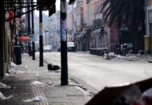 Puebla amanece repleta de basura por pirotecnia navideña