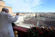 Papa pide de Navidad que callen las armas en Ucrania y en Oriente Medio