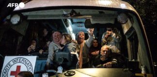 Israel libera a 90 presos palestinos por alto al fuego en Gaza