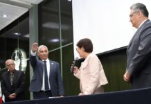 Lilia Cedillo toma protesta a director de la Facultad de Ingeniería