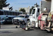 Camión de basura embiste a motociclista en Amozoc