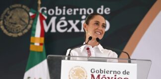 Sheinbaum anuncia rehabilitación de carretera en la Mixteca poblana