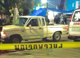 Asesinan a hombre en plaza de Texmelucan