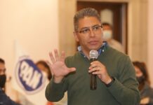 Definirán si Marcos Castro sigue al frente de bancada del PAN