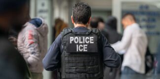 Trump aprueba redadas migratorias en escuelas e iglesias de EU