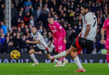 Raúl Jiménez supera récord de goles de Chicharito en Inglaterra