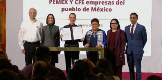 Sheinbaum firma leyes secundarias de reforma a Pemex y CFE