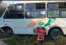 Ruta 44 cae a barranco en San Jerónimo Caleras