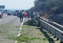 Volcadura en la México-Puebla deja tres personas lesionadas