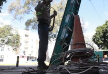 Retiran 12 mil metros lineales de cable sin servicio en La Margarita