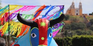 Invita Cholula al desfile de Toros Monumentales