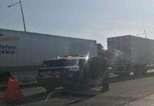 Aseguran tráiler robado en la México-Puebla