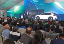 Omar Muñoz asiste a presentación de la Tiguan 2025 de Volkswagen