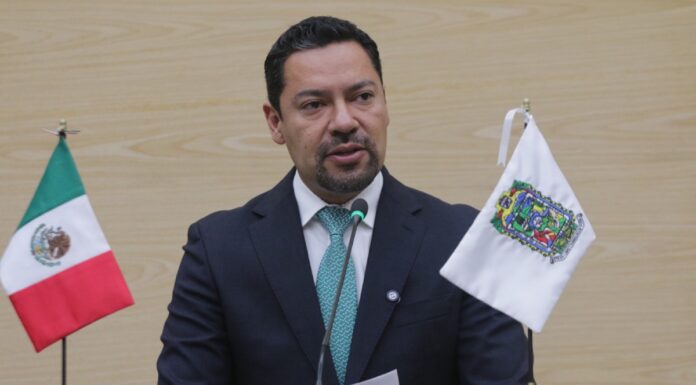 Andrés Villegas se deslinda de pintas con su nombre en Acatzingo