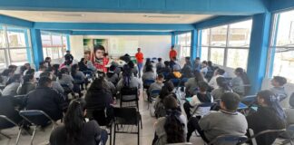 Imparten pláticas de seguridad en escuelas de Cuautlancingo