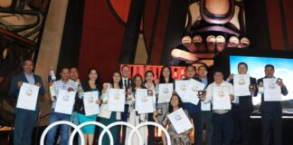 Marcas de mezcal poblano ganan 18 medallas en “México Selection by CMB”