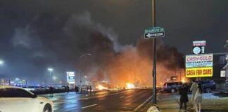 Suman 7 muertos y 19 heridos tras accidente aéreo en Filadelfia