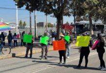 Caos vial en Puebla por bloqueo en la 11 Sur