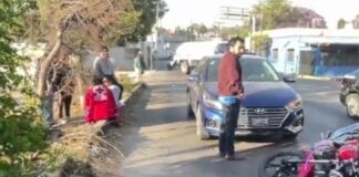Motociclista atropella a madre e hija en la 11 Sur