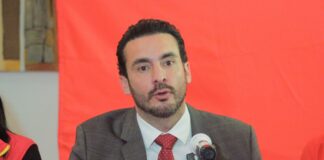 Asaltan en Vía Atlixcáyotl a Antonio López, diputado federal