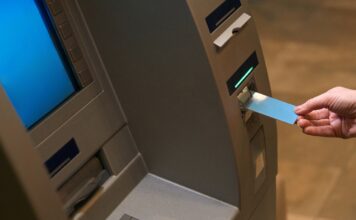 Cometen dos asaltos a cuentahabientes en Puebla; hieren a uno