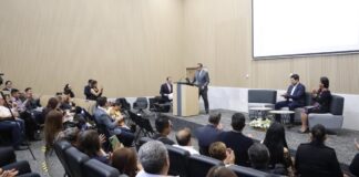 Realizan en Congreso conferencia de desafíos de las ONG´s con tecnología