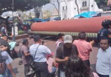 Muere maestra en plantón del CNTE tras desplome de estructura
