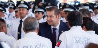 Aumentará 15% el salario de policías auxiliares de Puebla