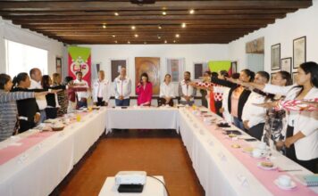 Toman protesta presidentas de subsistemas DIF de juntas auxiliares