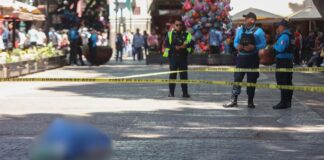 Fallece hombre en pleno Zócalo de Puebla
