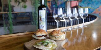 Presentan “probadita” de la gastronomía poblana en Tianguis Turístico