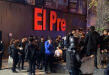 Empleados de El Pre en Avenida Juárez golpean a tres clientes