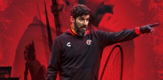 Xolos anuncia al “Loco” Abreu como nuevo director técnico