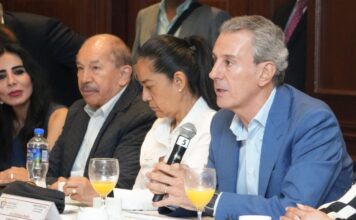 Pepe Chedraui destaca gobernanza y turismo en reunión de autoridades locales
