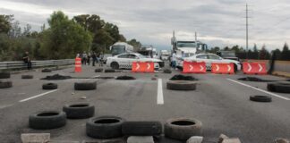 Pobladores de Xoxtla y autoridades pactan diálogo; no cerrarán la México-Puebla