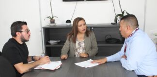 Dan de baja a dos trabajadoras de Normatividad por extorsión