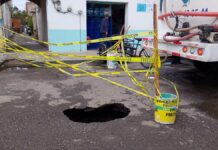 Tras lluvias, se forma socavón en la 19 Oriente de Puebla