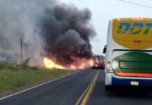 Choque causa incendio en la México-Tuxpan