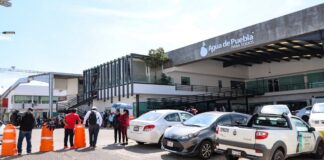 Se manifiestan en Agua de Puebla por falta de suministro en Infonavit El Conde