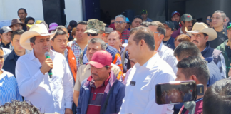 Armenta visita viviendas afectadas por inundaciones en Ajolotla