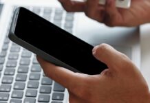 Mucho tiempo de celular afecta salud cardiometabólica