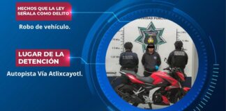 Policías de Atlixco detienen a hombre por viajar en motocicleta robada