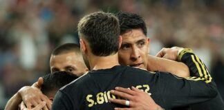 México logra sufrida victoria en su debut de Copa Oro