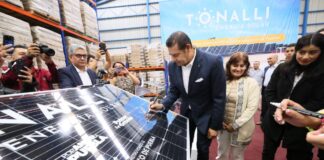 Armenta inaugura la primera Fábrica de Paneles Solares en Puebla
