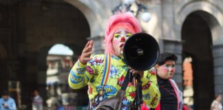 Payasos retirados del Zócalo se niegan a cumplir requisitos: SGG