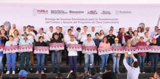 Entregan 18 mdp en apoyos para agricultores de Puebla