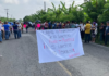 Bloquean carretera Tlapacoyan–Atzalan por mal estado de vías
